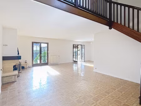 idron - maison familiale à louer – 6 pièces  5 chambres  ja