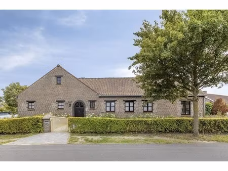 huis te koop in koksijde met 4 slaapkamers