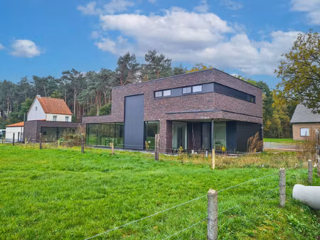 huis te koop in beringen met 3 slaapkamers