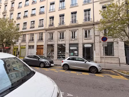 local professionnel à vendre lyon 2eme arrondissement 5 pièce(s) 133m2 69 000€