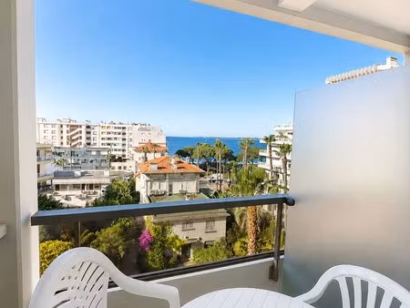 appartement à antibes (06160)