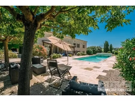magnifique propriété en pierre avec vues sur les vignobles  piscine et village à pied
