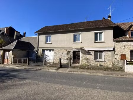 secteur gramat  maison familiale avec jardinet  maisonnette attenante à rénover