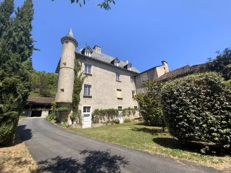 secteur saint-céré   ancien couvent du xiie siècle réhabilité  350 m² habitables  ...
