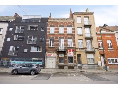 appartement te koop in anderlecht met 4 slaapkamers