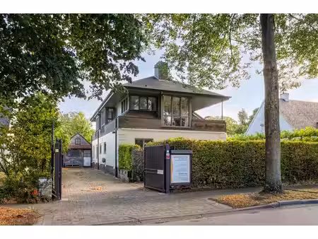 commercieel te koop in sint-andries met 5 slaapkamers