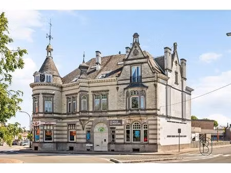 commercieel te koop in ronse met 9 slaapkamers