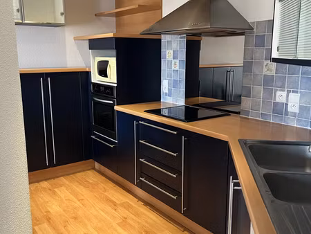 vente appartement 4 pièces 108m2 perpignan 66000 - 192000 € - surface privée