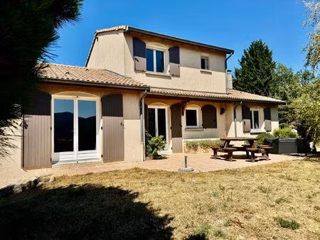 maison 142m2 avec vue panoramique sur sous sol complet avec 3 502m2 de terrain