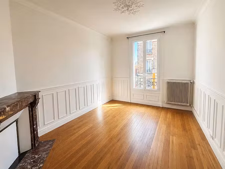 location appartement 3 pièces 44.18 m² à pantin (93500)  850 €
