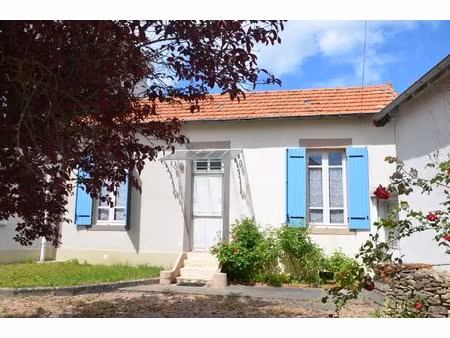 petite maison meublée à nevers