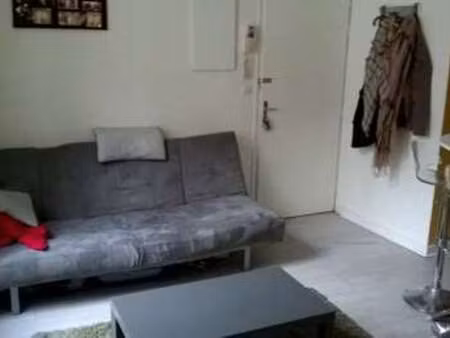location appartement 2 pièces à poitiers (86000) : à louer 2 pièces / 25m² poitiers