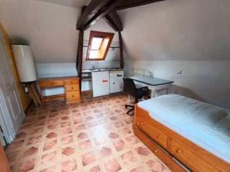 location appartement t1 à poitiers (86000) : à louer t1 / 10m² poitiers