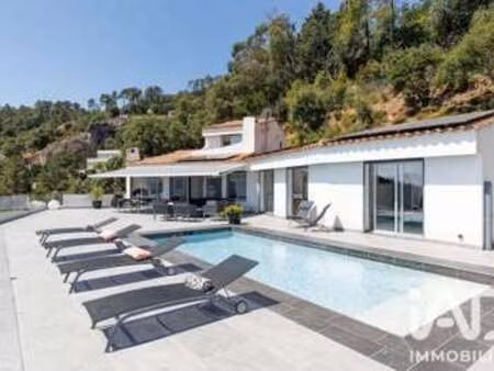 vente maison piscine à fréjus (83370) : à vendre piscine / 245m² fréjus