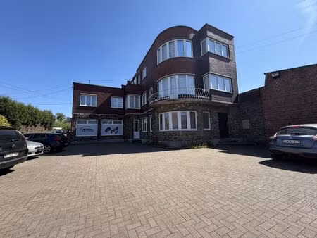 immeuble de rapport à vendre à rue branche planchard 73 ans (vbe46974)