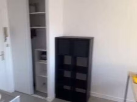 location appartement t1 à vannes centre ville (56000) : à louer t1 / 18m² vannes centre vi