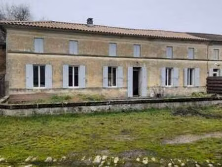 location maison meublé à générac (33920) : à louer meublé / 169m² générac