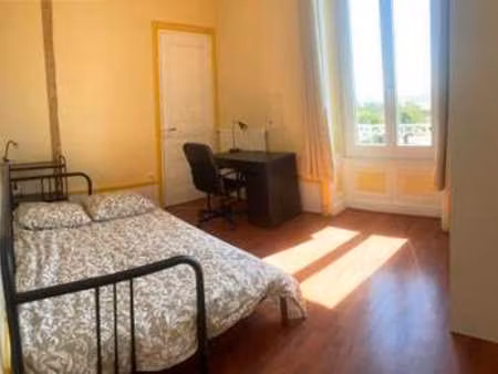 location appartement t1 meublé à saint-martin-la-plaine (42800) : à louer t1 meublé / 12m²