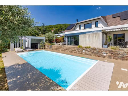 maison de luxe à vendre à fontanil-cornillon