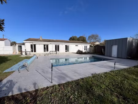 maison de luxe à vendre dans le quartier ouest