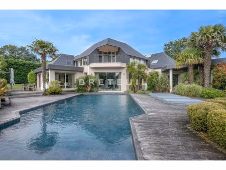maison de luxe à vendre à saint-andré-des-eaux