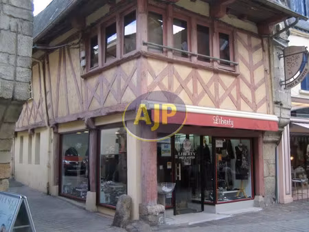 vente immeuble 255 m² pontivy (56300)