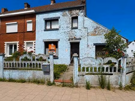 maison 3 façades  3chambres et un garage
