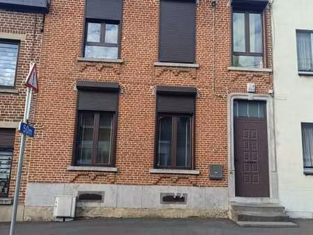 maison 3 chambres charleroi  277m² terrain  epc c