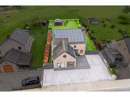 villa 4 chambres avec parking  jardin terrasse et espace com