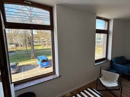 magnifiques studios à louer (jemeppe-sur-meuse - hepl)