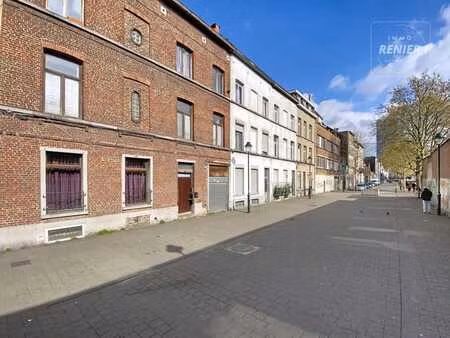 a vendre à anderlecht: maison d'habitation (possibilité bi-f