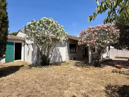 vente maison 5 pièces 117 m² à loix (17111)  819 000 €
