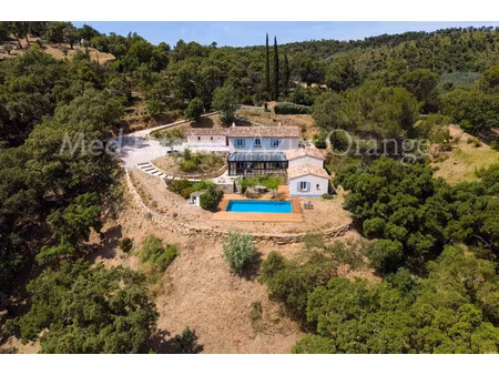 villa de luxe à vendre à grimaud