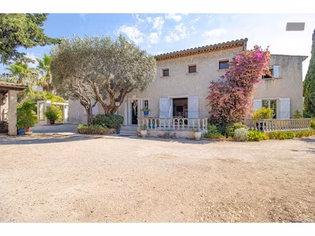 vente maison 7 pièces 280 m² à toulon (83000)  990 000 €
