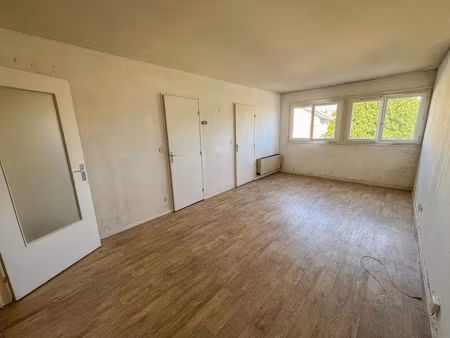 vente appartement 1 pièce 34 m² à elancourt (78990)  117 000 €