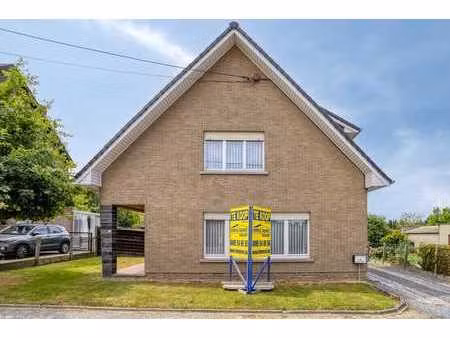 in een landelijke rustige omgeving verzorgde vrijstaande...