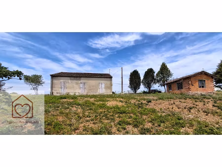maison et dépendance à révoner