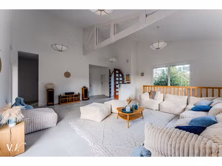 maison de luxe à vendre dans le quartier le moulleau-les abatilles