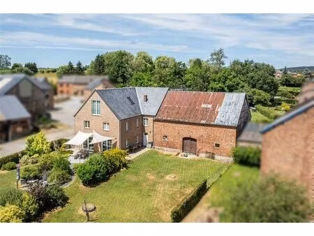 maison à vendre à de la montagne 20 hour (vbe47169)