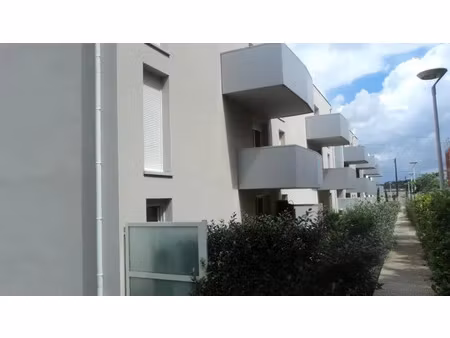 location appartement 2 pièces 42 m² à eysines (33320)