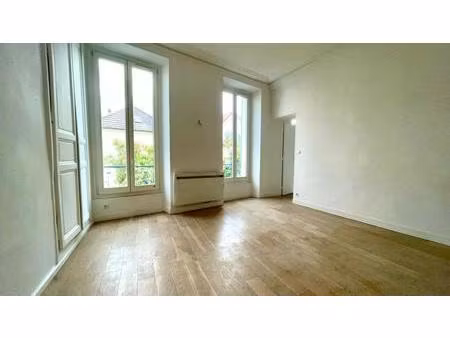 superbe t4 de 77m²