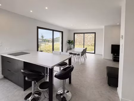 location maison 4 pièces 107 m² à grézieu-le-marché (69610)
