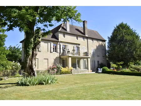 vente maison 10 pièces 320 m² tournus (71700)