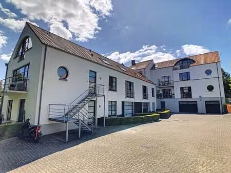 immo regard - une porte qui s'ouvre - 02 653 09 40
