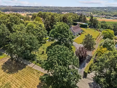 résidence exclusive en milieu rural dans un emplacement de