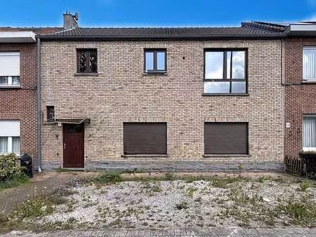 spacieuse et lumiineuse maison avec double espace de vie