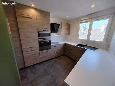 joli f4 rénové lumineux 2 ch. sdb cuisine équip