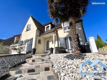 maison 6 pièces 148 m²