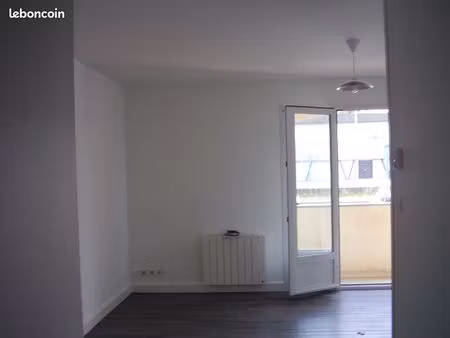studio a louer a beaupréau 49600