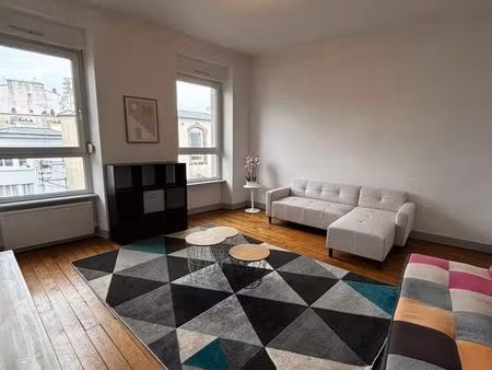 grand appartement t2